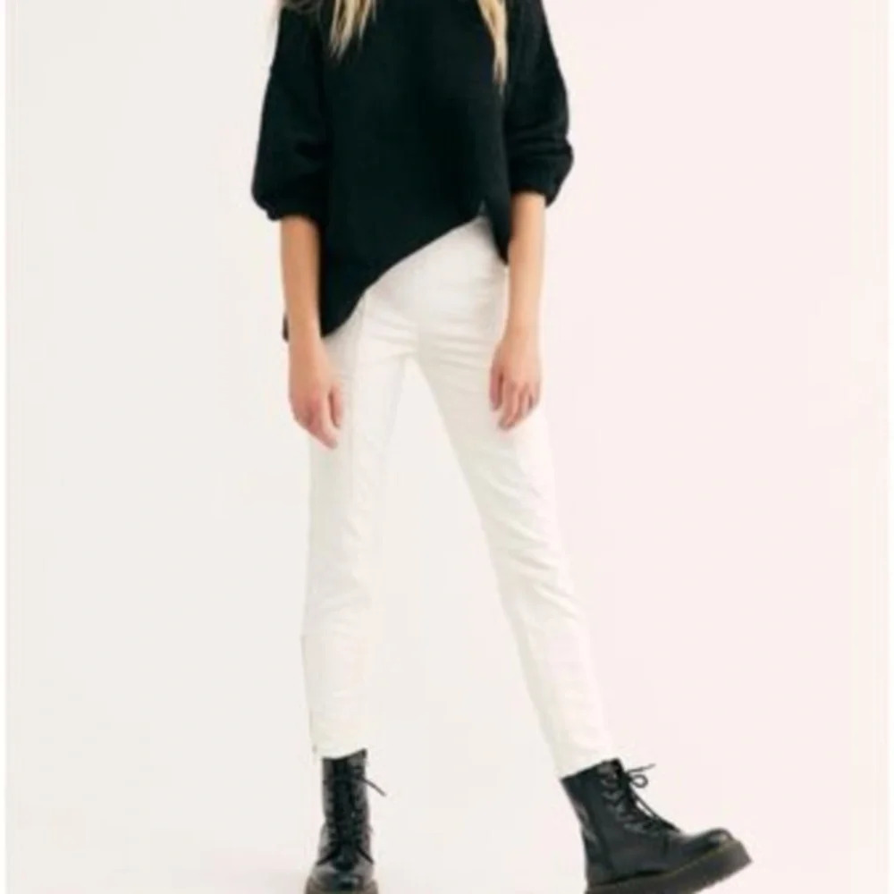 FREE PEOPLE White Kaelin Moto Vegan Skinny Jeans